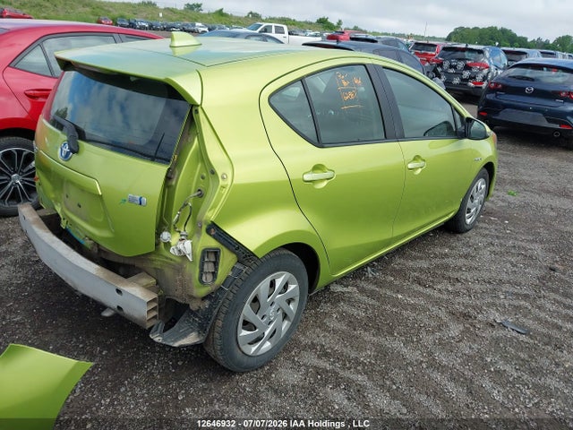 Продаж на аукціоні авто 2015 Toyota Prius C, vin: JTDKDTB32F1094990, номер лоту: 12646932