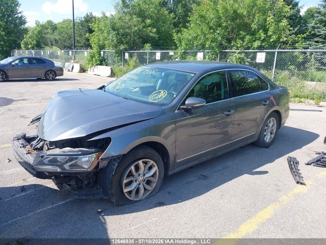 Volkswagen PASSAT S 2017 1VWAT7A34HC002080 Image 2