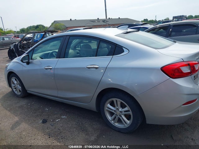 12646939 :رقم المزاد ، 1G1BE5SM4J7151299 vin ، 2018 Chevrolet Cruze Lt Auto مزاد بيع