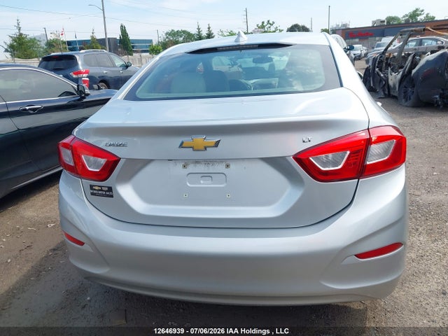 12646939 :رقم المزاد ، 1G1BE5SM4J7151299 vin ، 2018 Chevrolet Cruze Lt Auto مزاد بيع