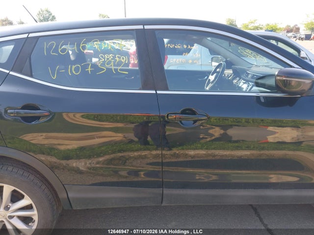 Продаж на аукціоні авто 2017 Nissan Qashqai, vin: JN1BJ1CR4HW107392, номер лоту: 12646947