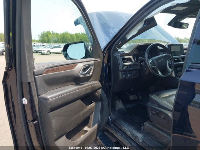 Продажа на аукционе авто 2021 Chevrolet Tahoe Z71, vin: 1GNSKPKD0MR150727, номер лота: 12646949