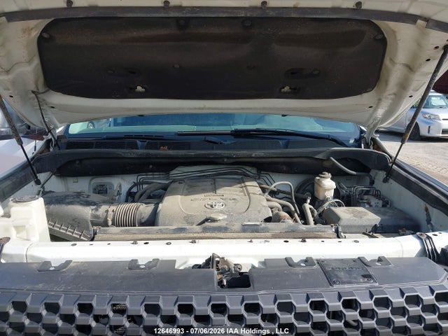 5TFUY5F14KX805808 Toyota Tundra Sr5 Plus 5.7l V8