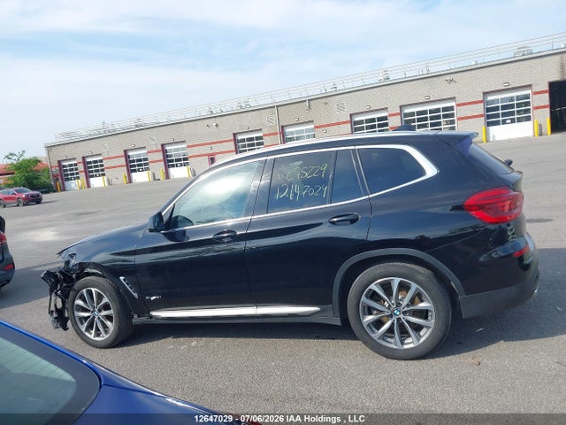 5UXTR9C51JLC75229 BMW X3 Xdrivem40i