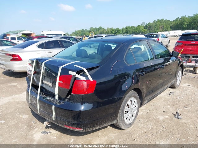 12647035 :رقم المزاد ، 3VW1K7AJ4DM440933 vin ، 2013 Volkswagen Jetta 2.0l Trendline/2.0l Trendline+ مزاد بيع