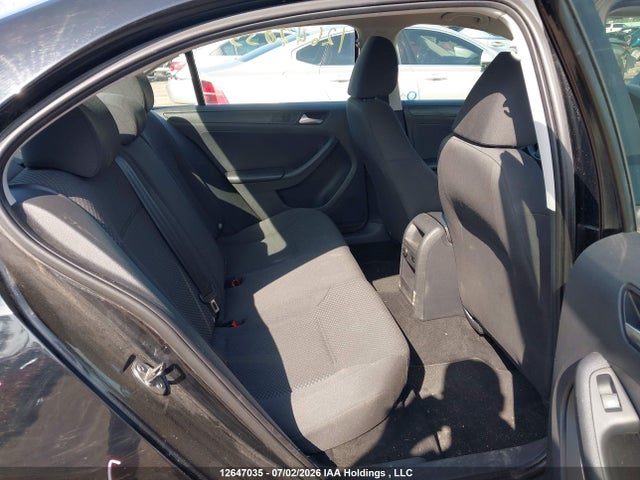 12647035 :رقم المزاد ، 3VW1K7AJ4DM440933 vin ، 2013 Volkswagen Jetta 2.0l Trendline/2.0l Trendline+ مزاد بيع