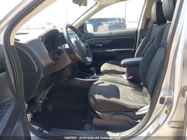 Mitsubishi Outlander Es 2020 JA4AZ2A35LZ604135 Image 5