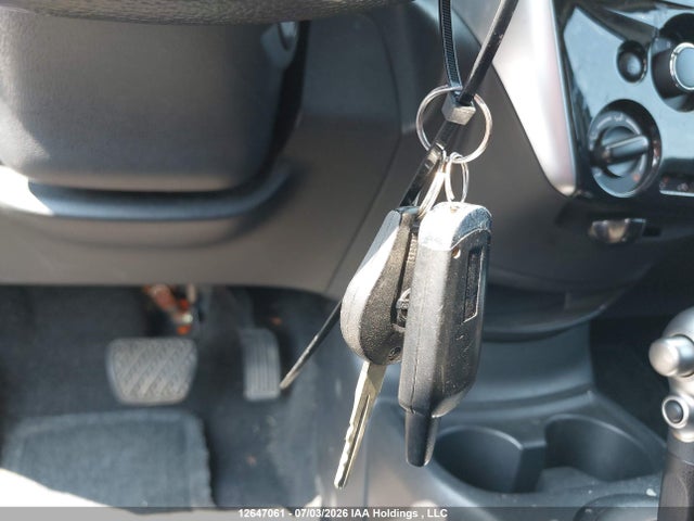 12647061 :رقم المزاد ، 3N1CE2CPXGL411876 vin ، 2016 Nissan Versa Note 1.6 S/1.6 Sl/1.6 Sr/1.6 Sv مزاد بيع