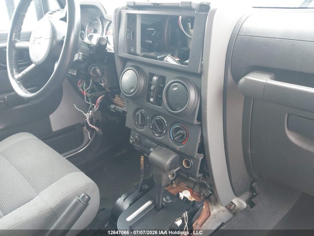 12647066 :رقم المزاد ، 1J4GA59137L168979 vin ، 2007 Jeep Tj مزاد بيع