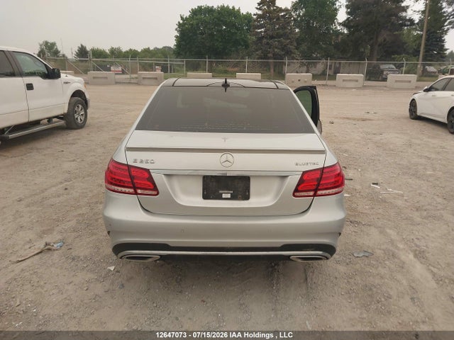 2016 Mercedes-benz E 250 Blutc მანქანა იყიდება აუქციონზე, vin: WDDHF9HBXGB328106, აუქციონის ნომერი: 12647073