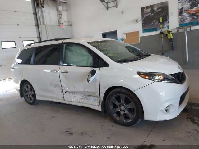 Aukcja sprzedaży 2015 Toyota Sienna Se 8 Passenger, vin: 5TDXK3DC0FS673746, numer aukcji: 12647074