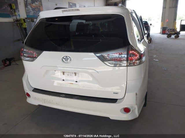 Aukcja sprzedaży 2015 Toyota Sienna Se 8 Passenger, vin: 5TDXK3DC0FS673746, numer aukcji: 12647074