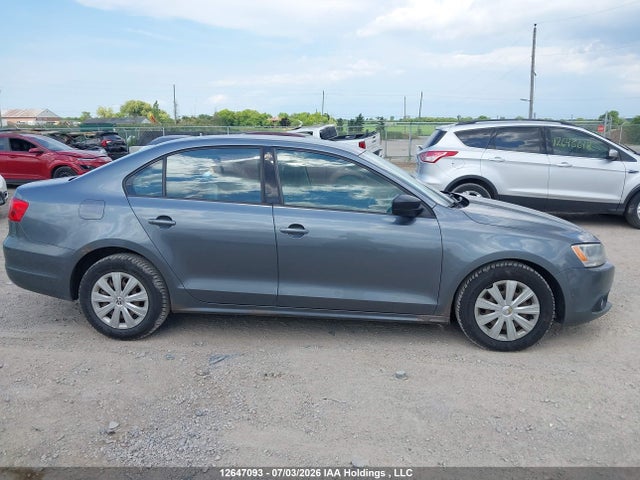 12647093 :رقم المزاد ، 3VW2K7AJ3BM379821 vin ، 2011 Volkswagen Jetta 2.0l Trendline/2.0l Trendline+ مزاد بيع