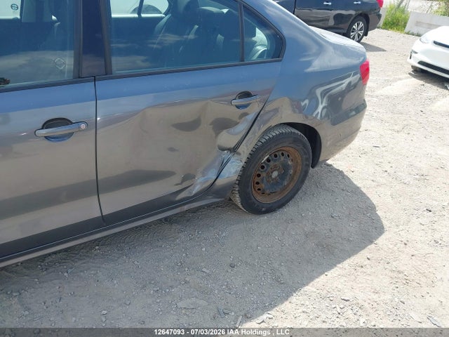 12647093 :رقم المزاد ، 3VW2K7AJ3BM379821 vin ، 2011 Volkswagen Jetta 2.0l Trendline/2.0l Trendline+ مزاد بيع