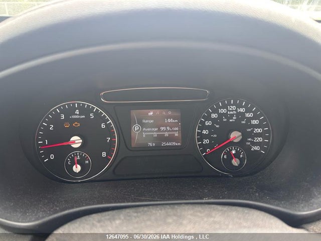 12647095 :رقم المزاد ، 5XYPGDA1XGG102158 vin ، 2016 Kia Sorento Lx/l مزاد بيع