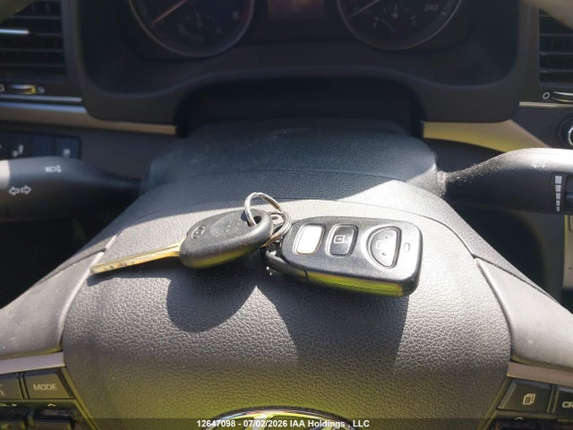 12647098 :رقم المزاد ، KMHD84LF4HU085541 vin ، 2017 Hyundai Elantra Se/value/limited مزاد بيع