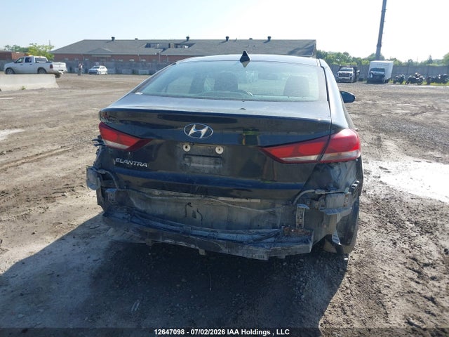 12647098 :رقم المزاد ، KMHD84LF4HU085541 vin ، 2017 Hyundai Elantra Se/value/limited مزاد بيع
