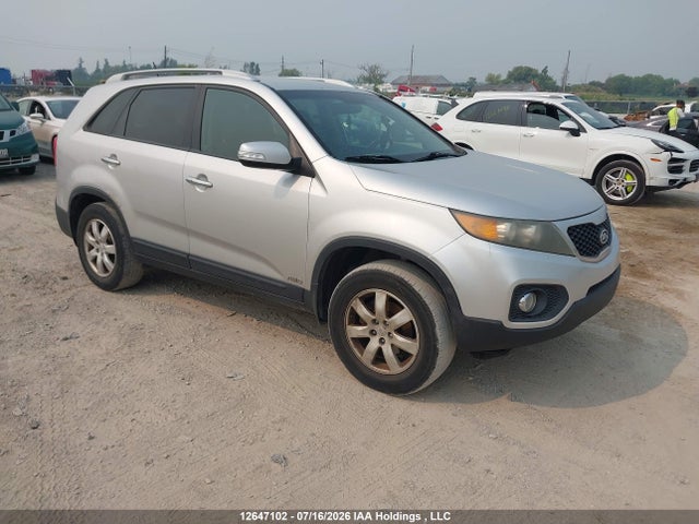 12647102 :رقم المزاد ، 5XYKTDA27BG057073 vin ، 2011 Kia Sorento Lx V6 مزاد بيع