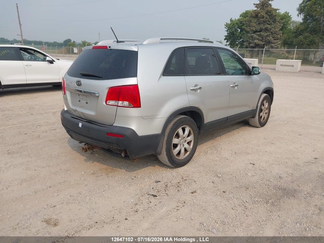 2011 Kia Sorento Lx V6 მანქანა იყიდება აუქციონზე, vin: 5XYKTDA27BG057073, აუქციონის ნომერი: 12647102