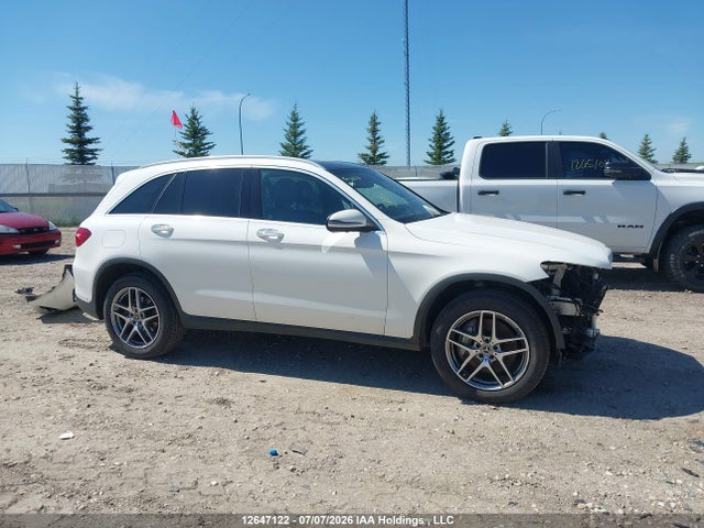 2019 Mercedes-benz Glc 300 4matic მანქანა იყიდება აუქციონზე, vin: WDC0G4KB6KV147179, აუქციონის ნომერი: 12647122