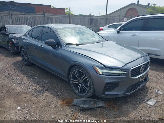 Volvo S60 T6 R-design 2019 7JRA22TM6KG004879 zdjęcie główne