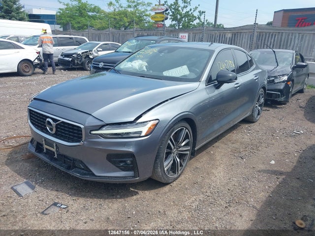 7JRA22TM6KG004879 Volvo S60 T6 R-design
