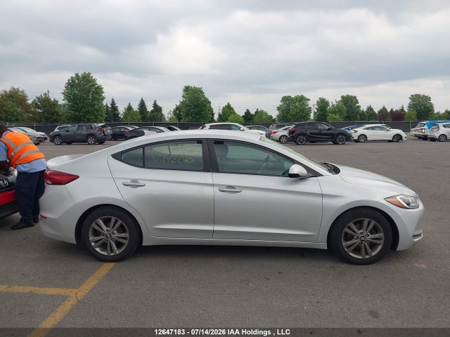 12647183 :رقم المزاد ، KMHD84LF0HU142270 vin ، 2017 Hyundai Elantra Se/value/limited مزاد بيع