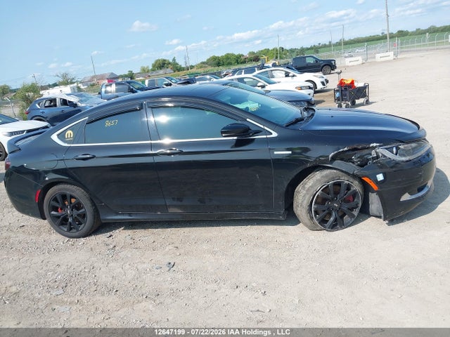 Chrysler 200 C 2015 1C3CCCCG4FN601975 Image 12