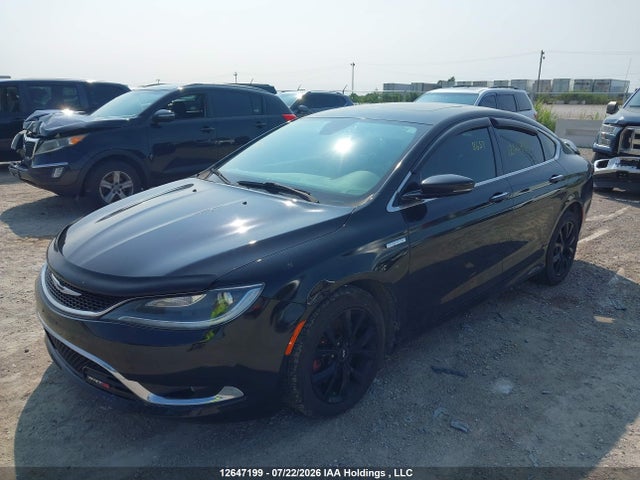 Chrysler 200 C 2015 1C3CCCCG4FN601975 Image 2