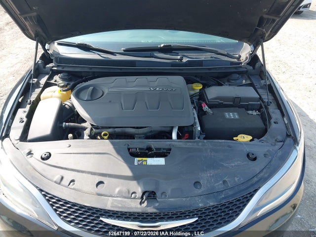 Chrysler 200 C 2015 1C3CCCCG4FN601975 Image 9