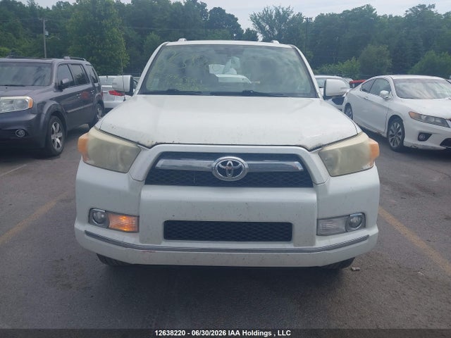 2011 Toyota 4runner Sr5 V6 მანქანა იყიდება აუქციონზე, vin: JTEBU5JR8B5044644, აუქციონის ნომერი: 12638220