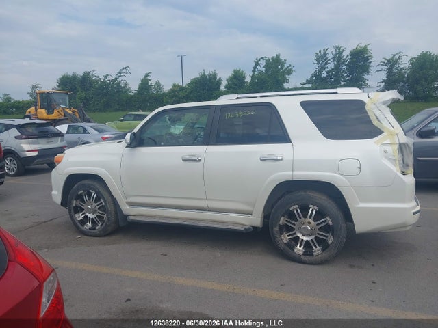 2011 Toyota 4runner Sr5 V6 მანქანა იყიდება აუქციონზე, vin: JTEBU5JR8B5044644, აუქციონის ნომერი: 12638220