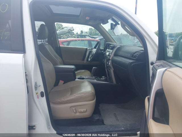 2011 Toyota 4runner Sr5 V6 მანქანა იყიდება აუქციონზე, vin: JTEBU5JR8B5044644, აუქციონის ნომერი: 12638220
