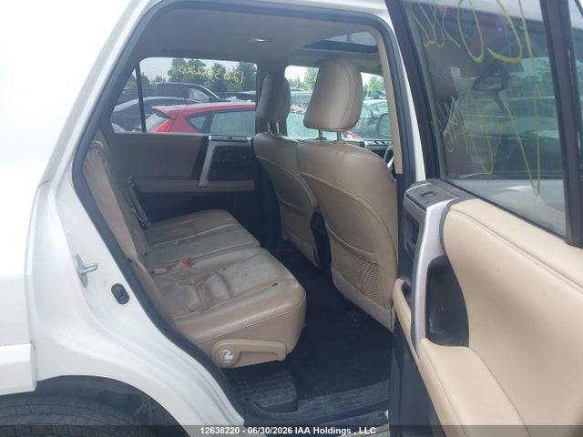 2011 Toyota 4runner Sr5 V6 მანქანა იყიდება აუქციონზე, vin: JTEBU5JR8B5044644, აუქციონის ნომერი: 12638220