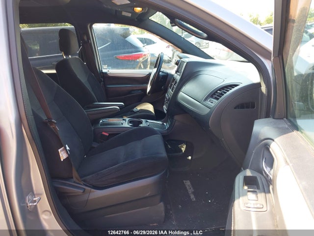 2C4RDGBG6ER235272 Dodge Grand Caravan Se/sxt