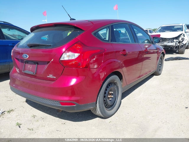Ford FOCUS SE 2014 1FADP3K28EL120301 Image 4