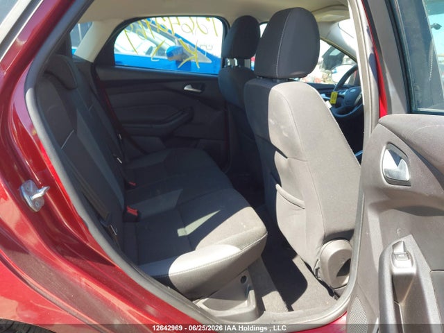 Ford FOCUS SE 2014 1FADP3K28EL120301 Image 8