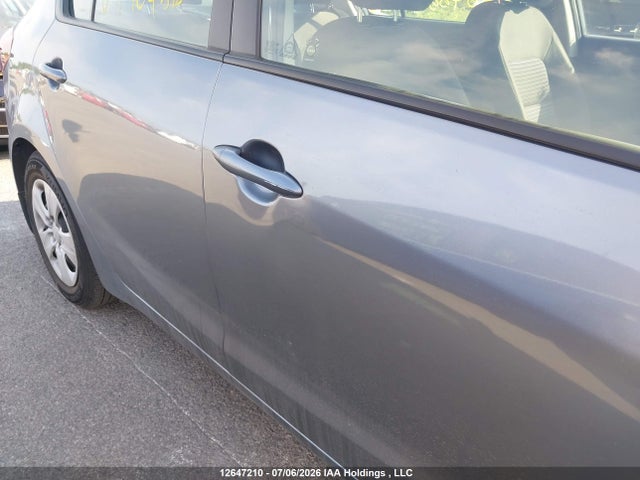 12647210 :رقم المزاد ، 3KPFL4A76HE146488 vin ، 2017 Kia Forte Ex/ex Luxury/ex+/lx/lx+ مزاد بيع