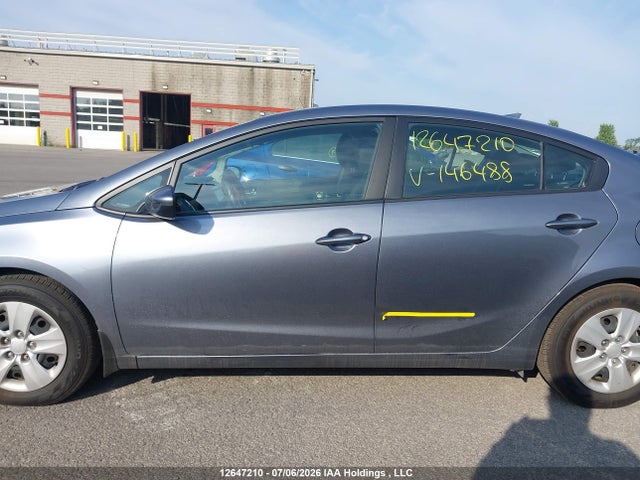 12647210 :رقم المزاد ، 3KPFL4A76HE146488 vin ، 2017 Kia Forte Ex/ex Luxury/ex+/lx/lx+ مزاد بيع