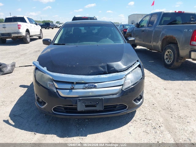 12640736 :رقم المزاد ، 3FAHP0JA7AR125638 vin ، 2010 Ford Fusion Sel مزاد بيع