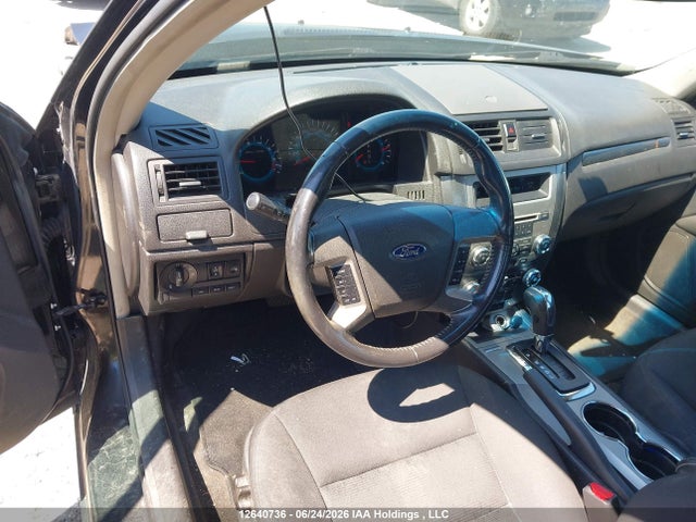 12640736 :رقم المزاد ، 3FAHP0JA7AR125638 vin ، 2010 Ford Fusion Sel مزاد بيع