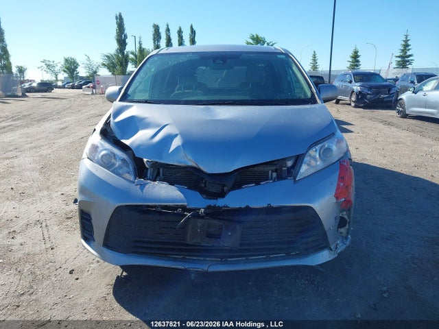 2019 Toyota Sienna Le 7-passenger მანქანა იყიდება აუქციონზე, vin: 5TDJZ3DC8KS213889, აუქციონის ნომერი: 12637821