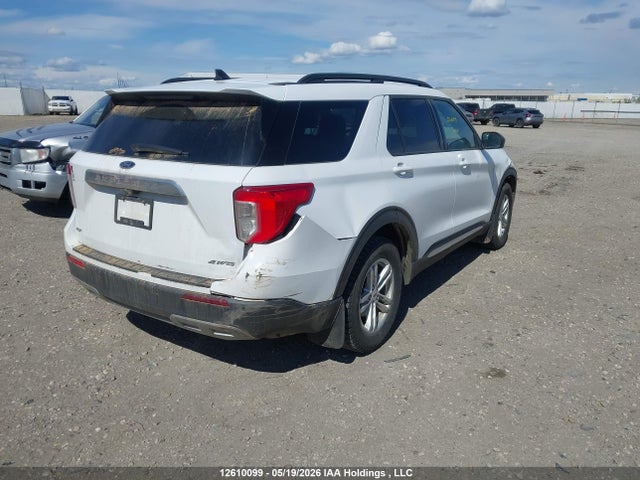 Ford EXPLORER XLT 2021 1FMSK8DH1MGA97526 Image 4
