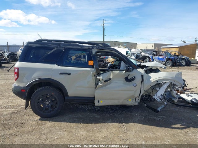 2025 Ford Bronco Sport Outer Banks მანქანა იყიდება აუქციონზე, vin: 3FMCR9CN3SRF17791, აუქციონის ნომერი: 12573092