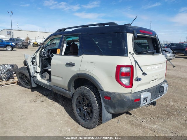 2025 Ford Bronco Sport Outer Banks მანქანა იყიდება აუქციონზე, vin: 3FMCR9CN3SRF17791, აუქციონის ნომერი: 12573092