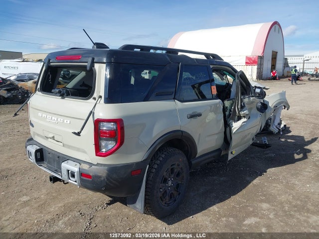 2025 Ford Bronco Sport Outer Banks მანქანა იყიდება აუქციონზე, vin: 3FMCR9CN3SRF17791, აუქციონის ნომერი: 12573092
