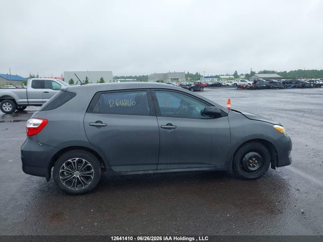 12641410 :رقم المزاد ، 2T1KU4EE2BC564041 vin ، 2011 Toyota Matrix مزاد بيع