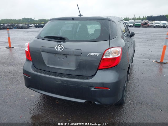 12641410 :رقم المزاد ، 2T1KU4EE2BC564041 vin ، 2011 Toyota Matrix مزاد بيع