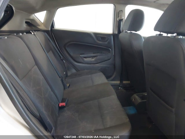 12647248 :رقم المزاد ، 3FADP4EJXDM211253 vin ، 2013 Ford Fiesta Se مزاد بيع