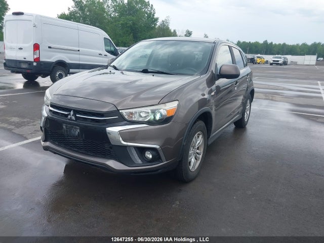 12647255 :رقم المزاد ، JA4AJ3AU0KU605310 vin ، 2019 Mitsubishi Rvr Se مزاد بيع